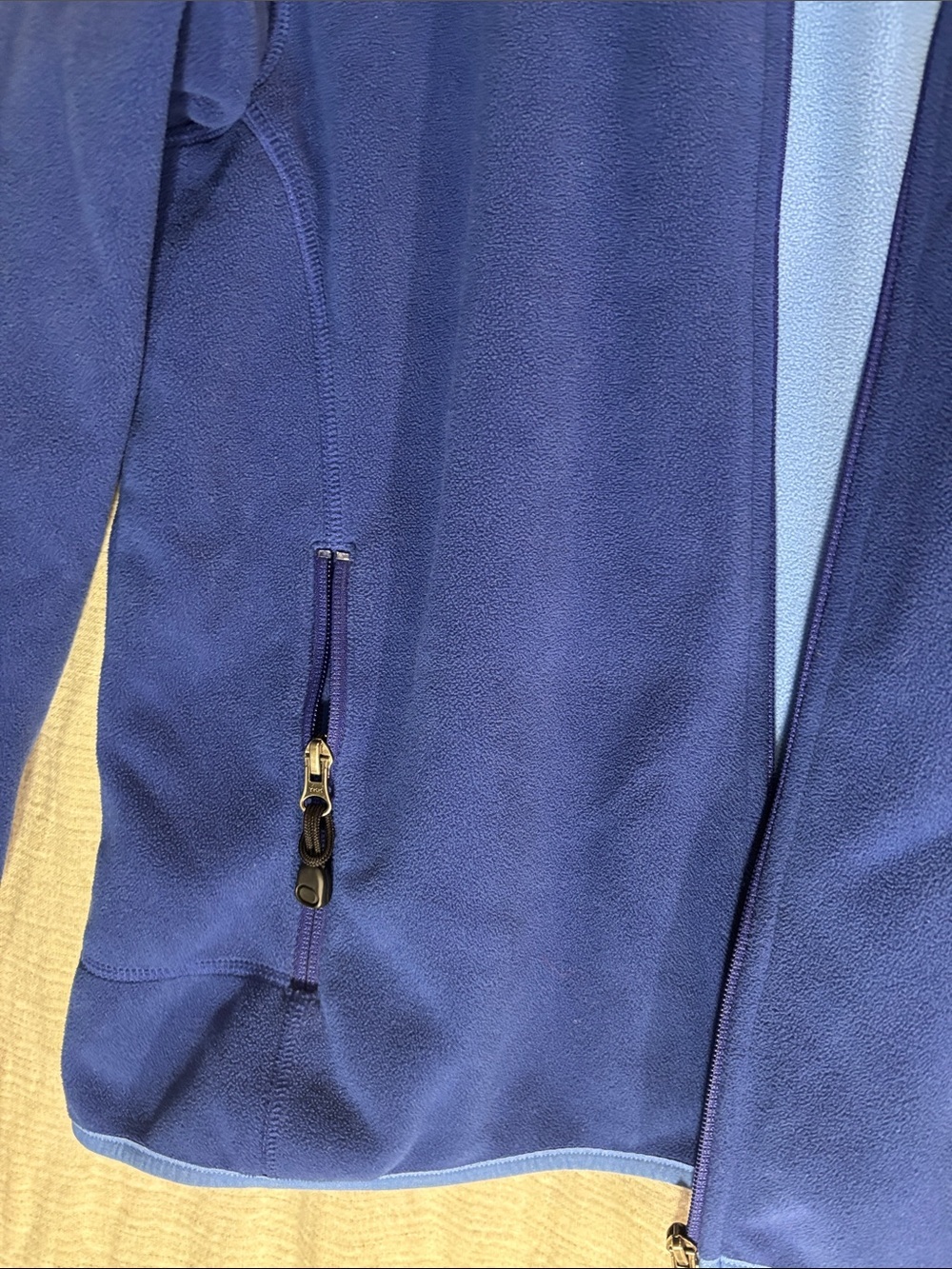 L.L. Bean Women’s Polartec Full-Zip Fleece Jacket Blue Size M EUC - Picture 5 of 12